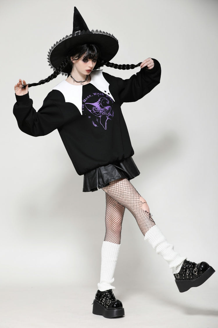 Monochrome Gothic Vintage Sweatshirt with Peter Pan Collar and Long Sleeves
