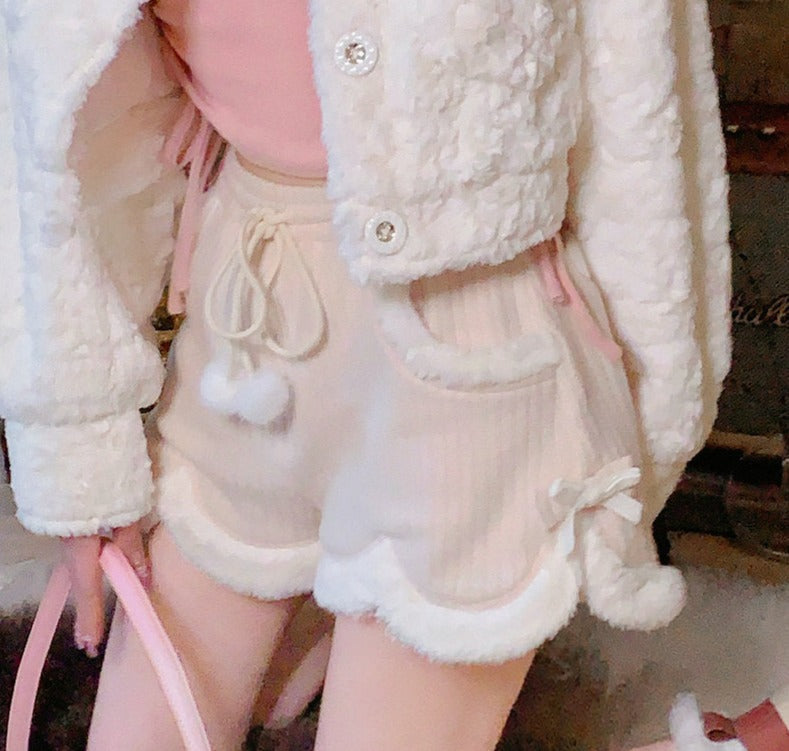 Fur trimmed dollette shorts - fur - kawaii - pink - plush - pom