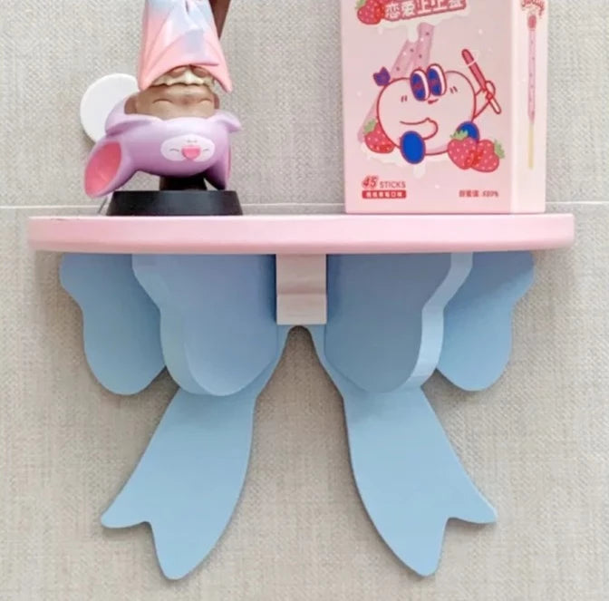 Ribbon Display Shelves