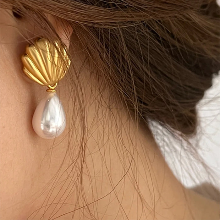 Shell Pearl Drop Earrings