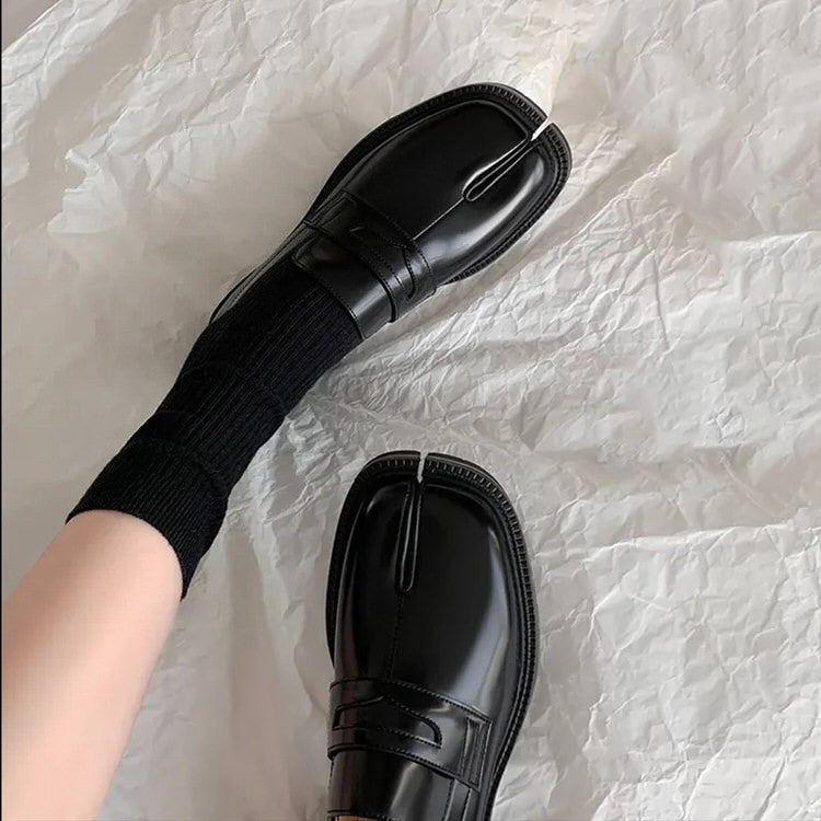 Split Toe Tabi Loafers