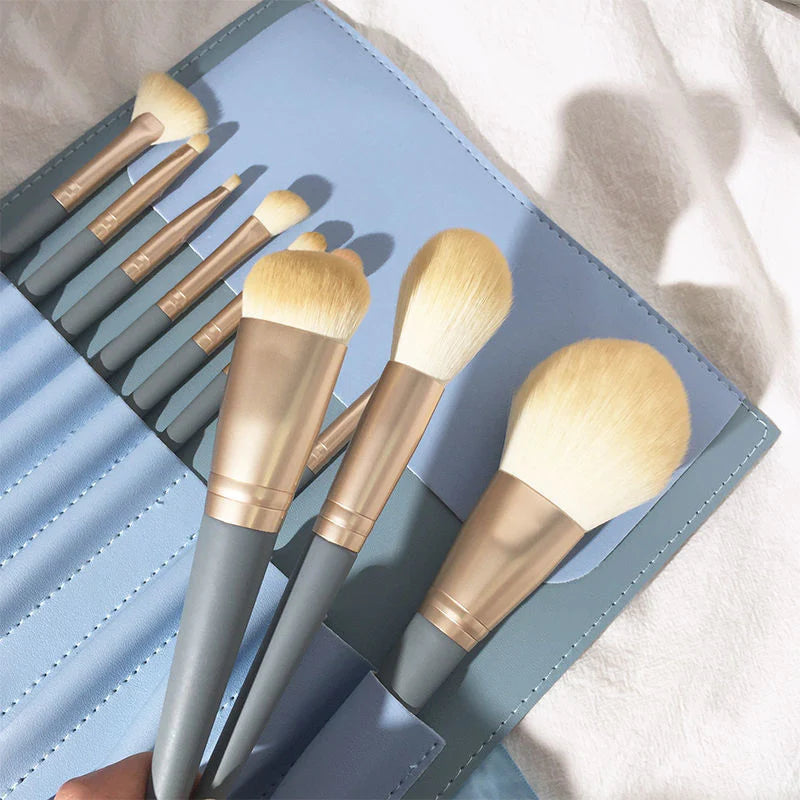 Full Set Of 10 Soft Makeup Brushes