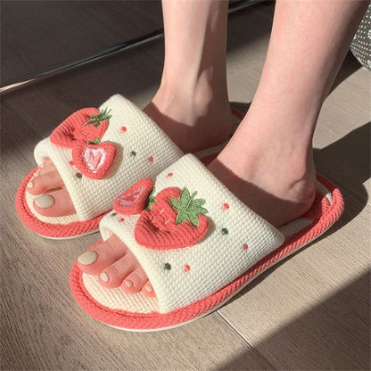 Milky strawberry slippers MK18566 MK Kawaii Store