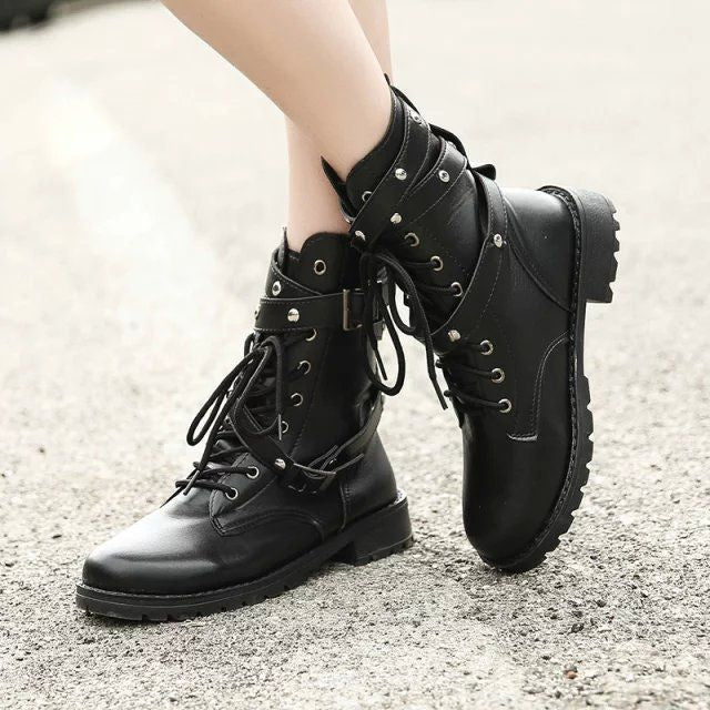 Lace-Up Short Boots BH19