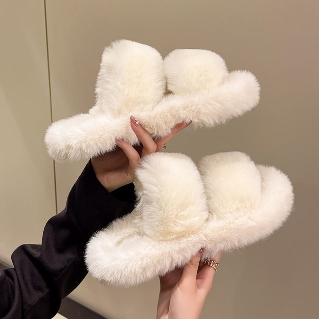 Fluffy Slippers cc27